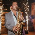 Saxofonista y DJ en directo animando boda en Madrid