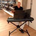 Pianista interpretando repertorio clásico en boda en Salamanca