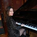 Zangeres-Pianiste Kim