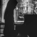 pianist-isobel