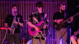 book et party band