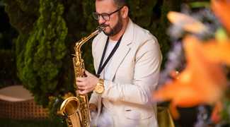 book din saxofonist her