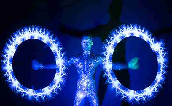 LED Shows, Feuershows & Artistik mieten