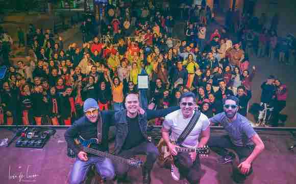 Contrata a La Movida, Banda Tributo a los 80s y 90s 