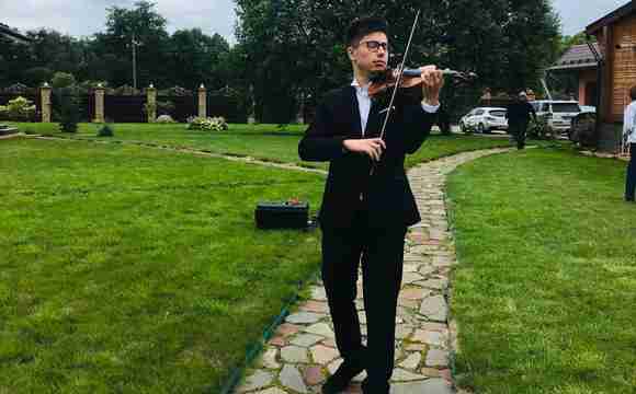 Contrata a este violinista ubicado en Barcelona para tu evento