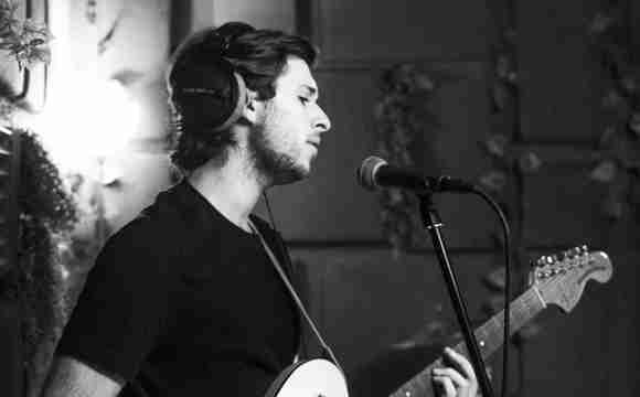 Música acústica para cócteles y eventos exclusivos en Málaga