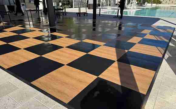 Deslumbra a tus invitados con una pista de baile de calidad