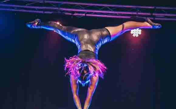 Show de acrobacia en dúo para bodas y galas exclusivas