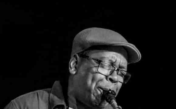 Pianista y percusionista de jazz en festival internacional en Madrid