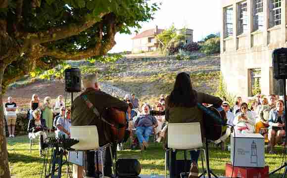 Nuestros artistas en Galicia traen uenas vibras y calidad a a tu evento