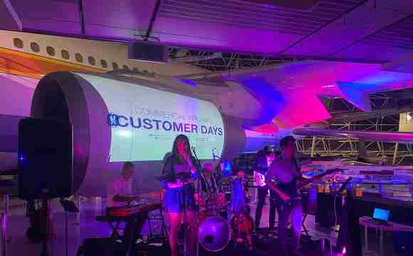 AIRBUS BAND