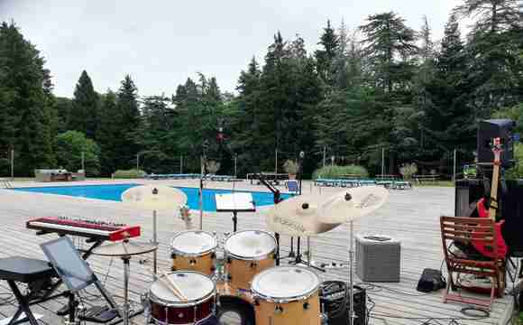 STAGE POOL CHATEAU ST LIZIER