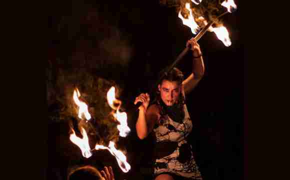 Incroyable spectacle de feu !