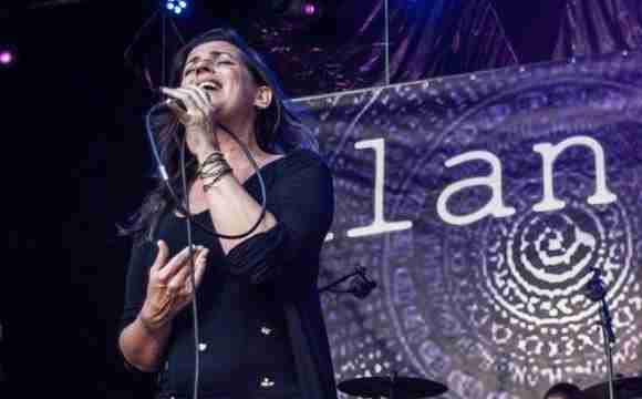 Alanis morissette tribute boeken