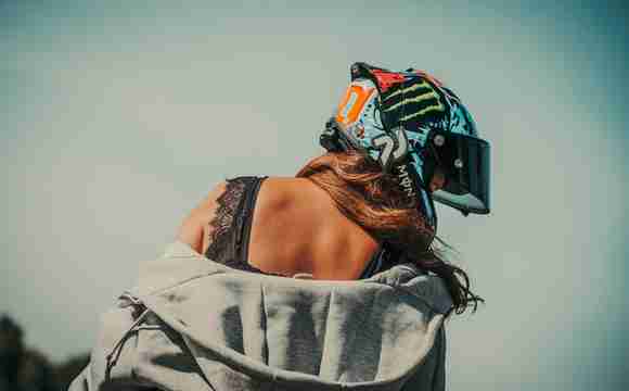 BikerGirl KevinReints