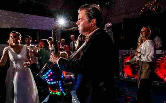 De Sax Man live promopic
