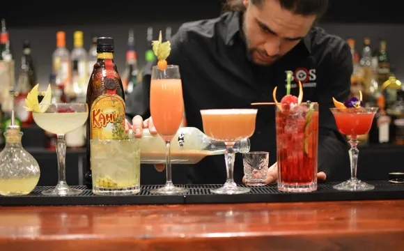 Cocktail bar