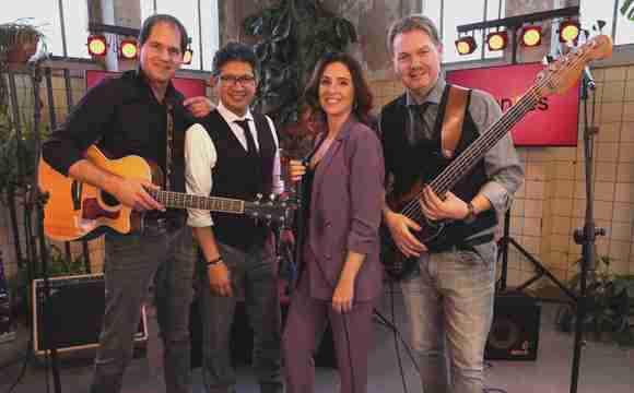 The Accent coverband huren