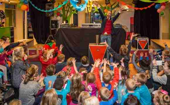 goochelaar kinderfeest