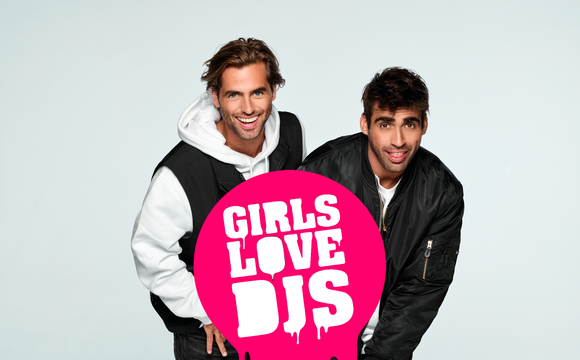 girls love dj's boeken