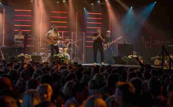 Boka hyr bandet The Fiesta för din fest företagsfest julfest bröllop