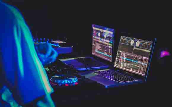 Boka DJ Stefan