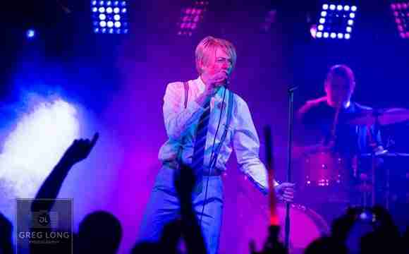 pop up bowie LST