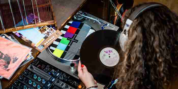 vinyl dj boeken feest 