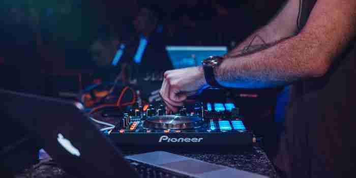 Boka hyr DJ till Festival, fest eller evenemang