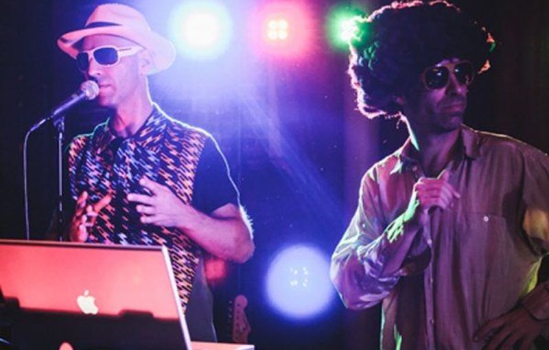 coverband boeken feest.jpg