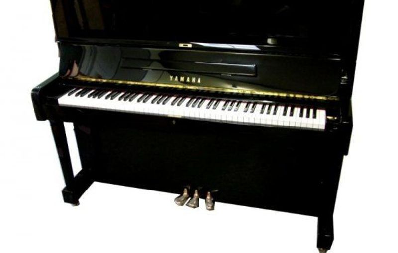piano-huren-yamaha.jpg