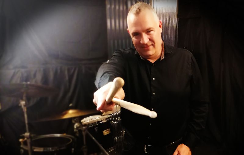 Han Drms Love Games Tribute Level band