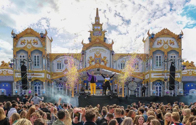 Rave van Fortuin Huren