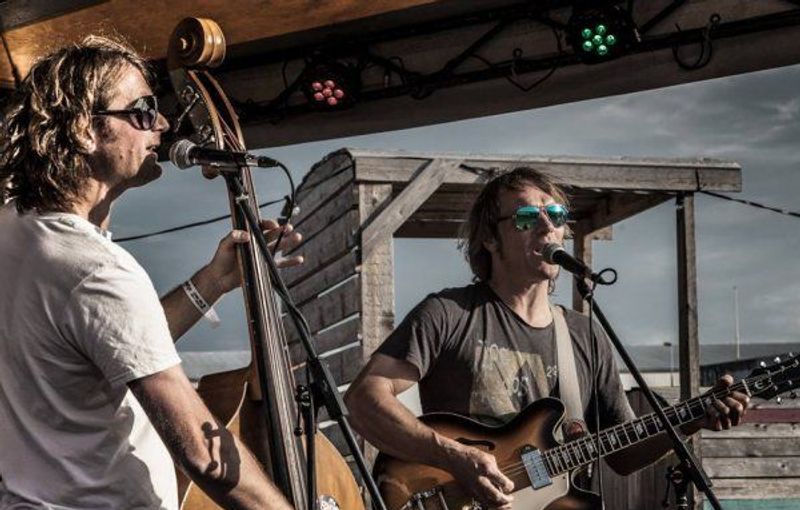 belthen-brothers-huren-feestje.jpg
