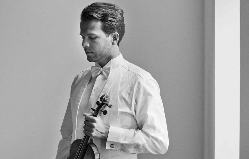 Book en violinist til dit næste arrangement