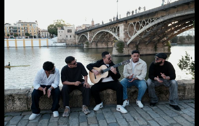 Grupo flamenco con mucho arte de Sevilla