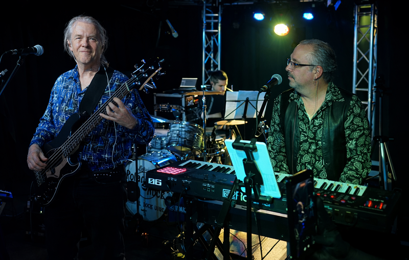 Música en directo sin pistas para celebraciones y eventos exclusivos