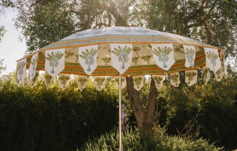 Barras y carros decorativos en cóctel de boda