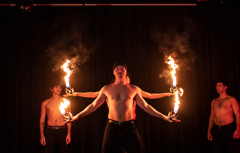Show de danza electrónica para eventos corporativos en Barcelona