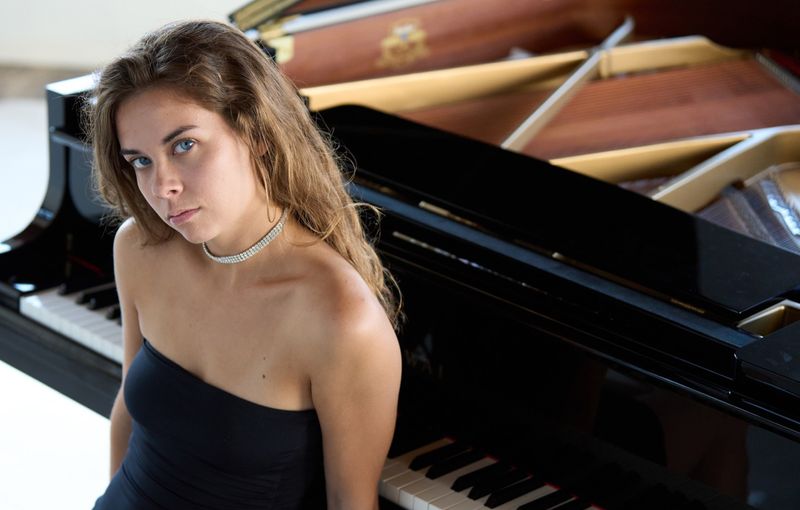 Pianista de jazz y boleros para ceremonias privadas
