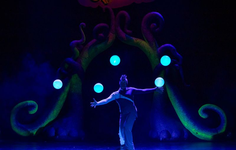 Espectáculo Bolas LED