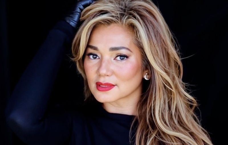 Contrata a DJ LaOna para eventos de lujo