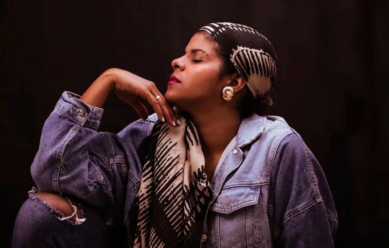 Actuación en vivo de música latina para fiesta privada en terraza de Madrid