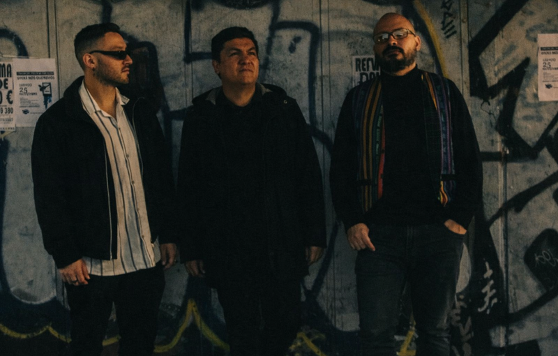 Cuarteto de jazz latino animando cóctel elegante