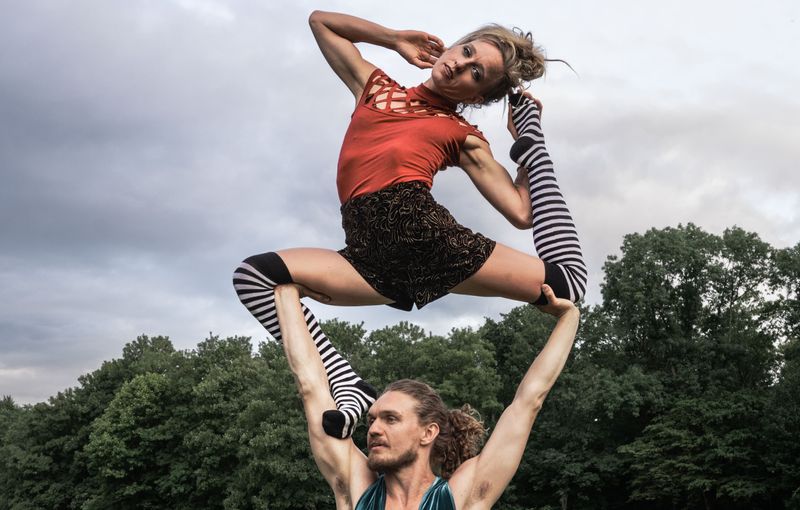 acrobatiek duo boeken