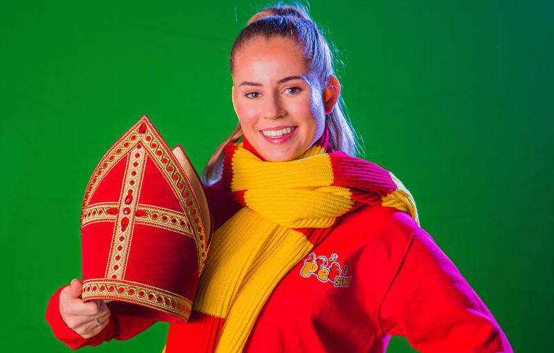 sinterklaas presentatrice 