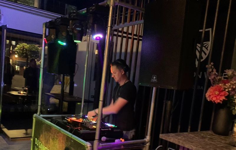 boek een bruiloft dj
