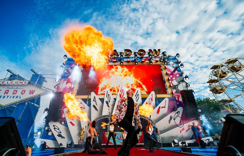 Mealow Festival VisualsandMore