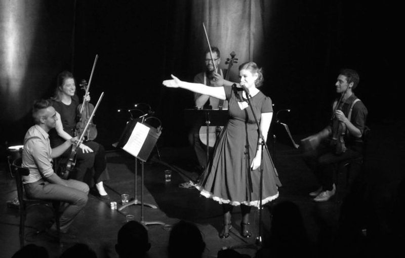 Singing string ensemble