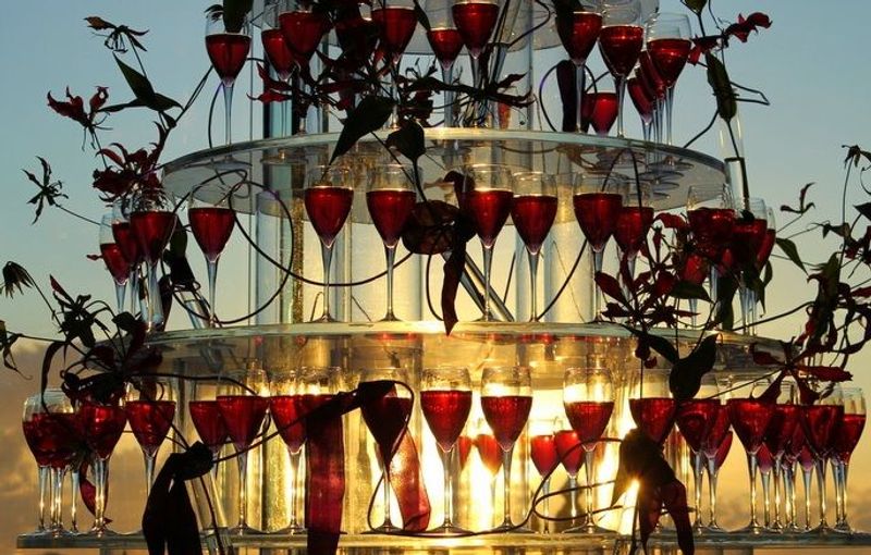 Champagnetoren evenement huwelijk.JPG